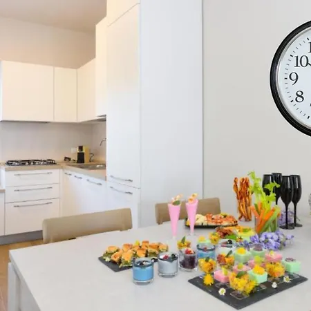 Cappuccino Desenzanoloft Official Partner Homes & By Marriott Bonvoy * Дезенцано-дель-Гарда